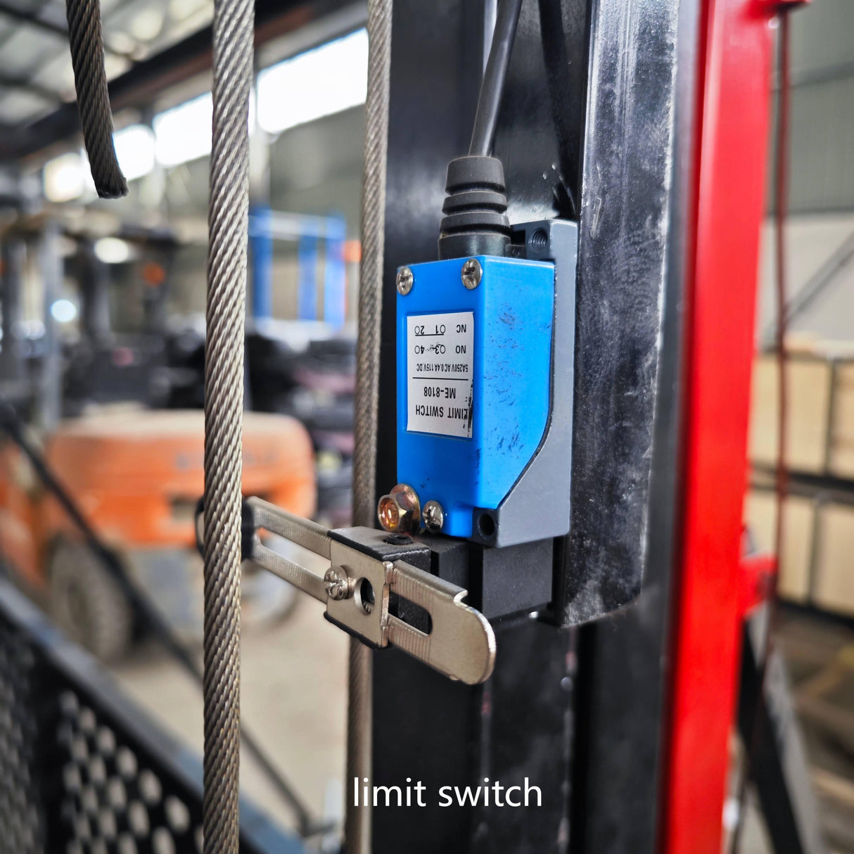 Electric scaffolding