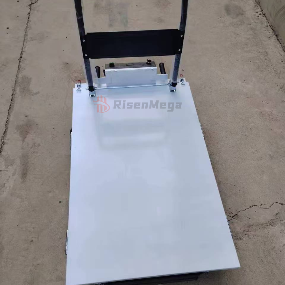 Lifting machine