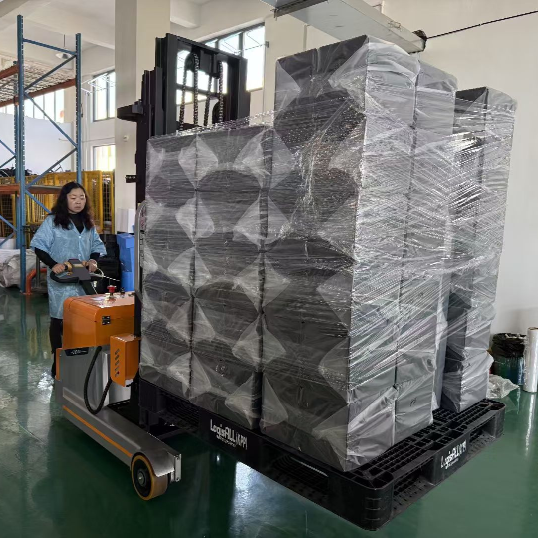 Apilador regular de 2 toneladas con inclinación hacia adelante y desplazamiento hacia atrás, conductor de pie