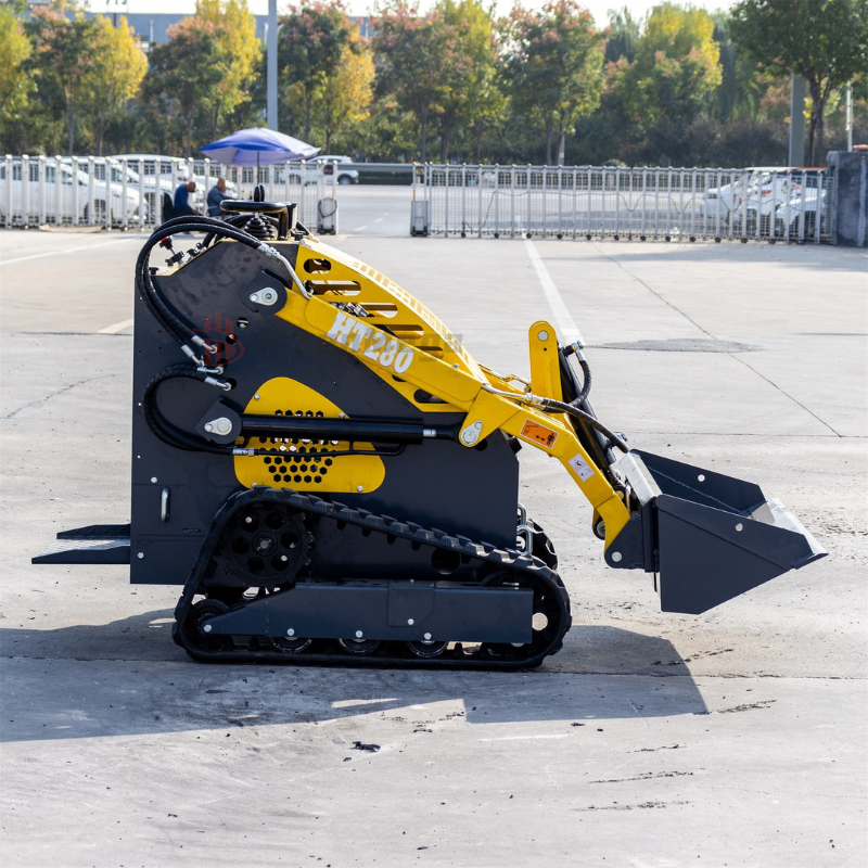 RM380T Skid Steer Mini Loader