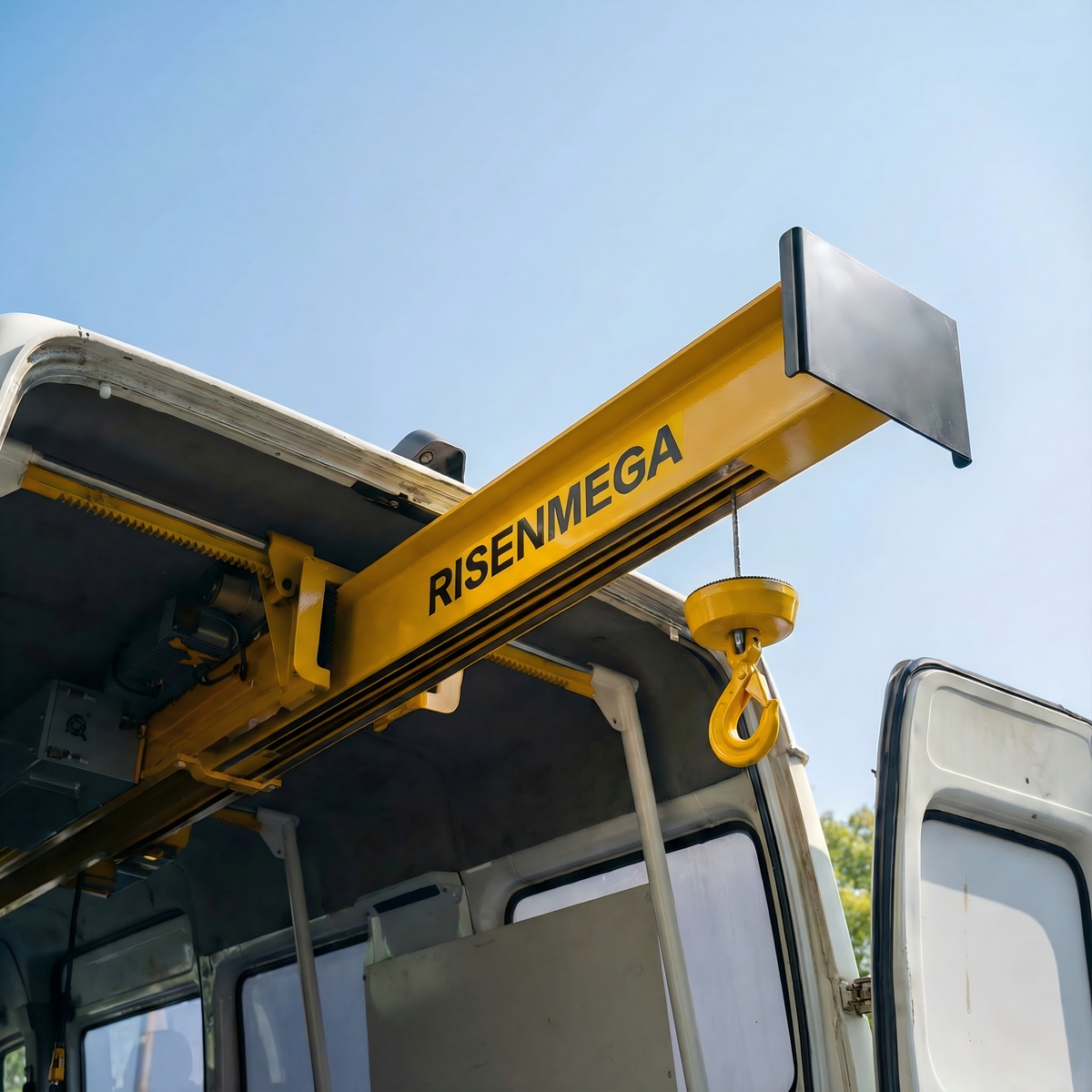 Electric Van Crane Internal Roof-Mounted Hoist for Cargo Vans | Risenmega®