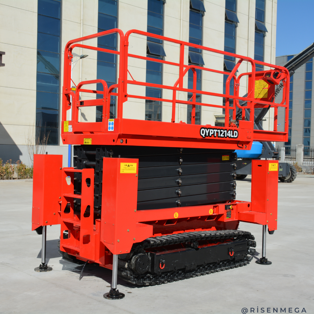 High Steel Crawler Scissor Lift Hydraulic 14M With Hydraulic Outriggers